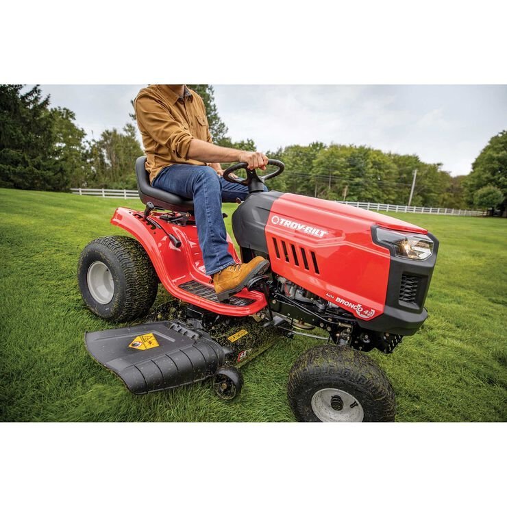 Troy-Bilt Bronco 42" Riding Lawn Mower - Image 5